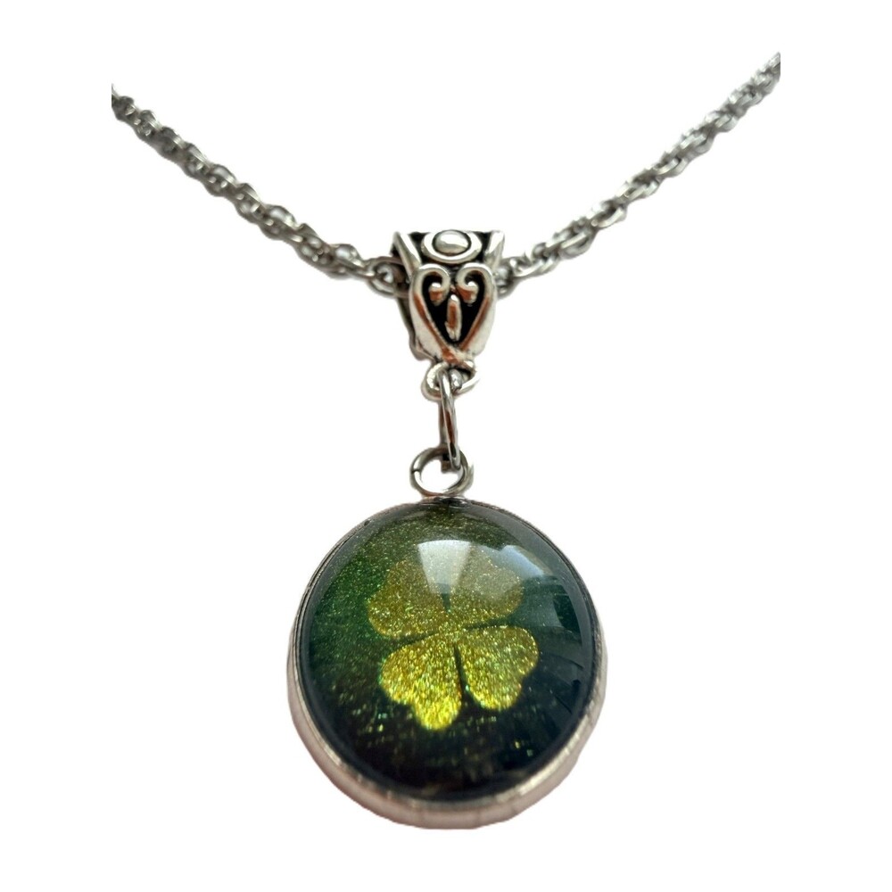Silver Tone Four Leaf Clover Lucky Pendant Necklace Green Glitter Glass Cabochon